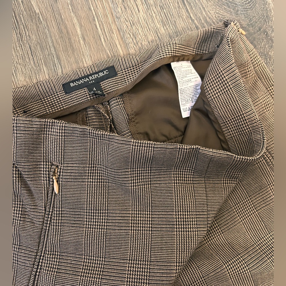 Banana Republic Women’s 4 Plaid Brown Pull On Zip Up Straight Leg Pants Work - Picture 6 of 8
